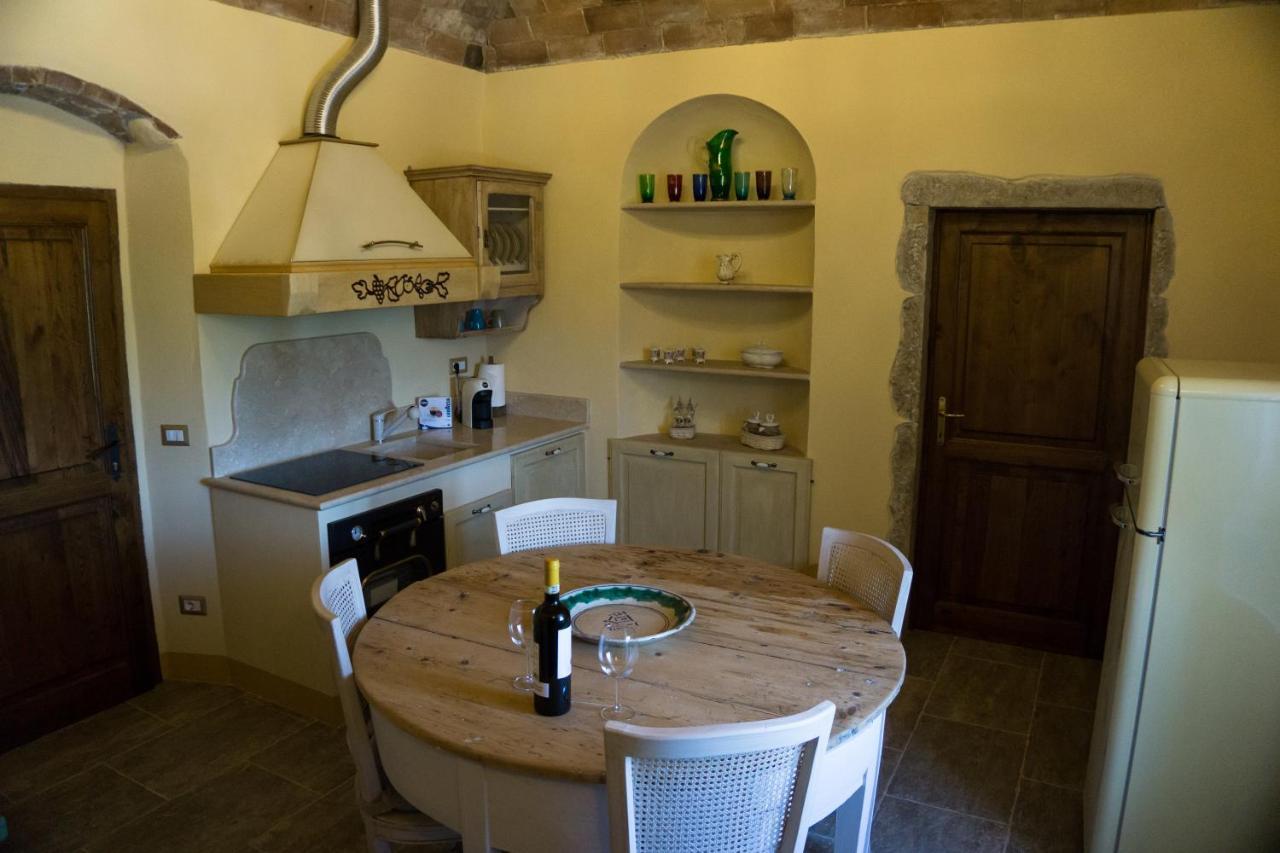 Appartement Antica Casa Del Glicine à Poggibonsi Extérieur photo