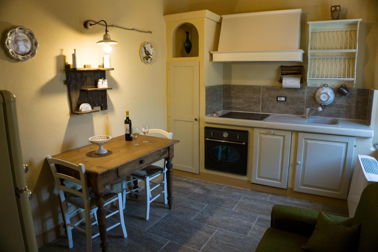 Appartement Antica Casa Del Glicine à Poggibonsi Extérieur photo